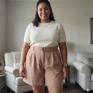 Plus Size Belted Shorts Size 18
